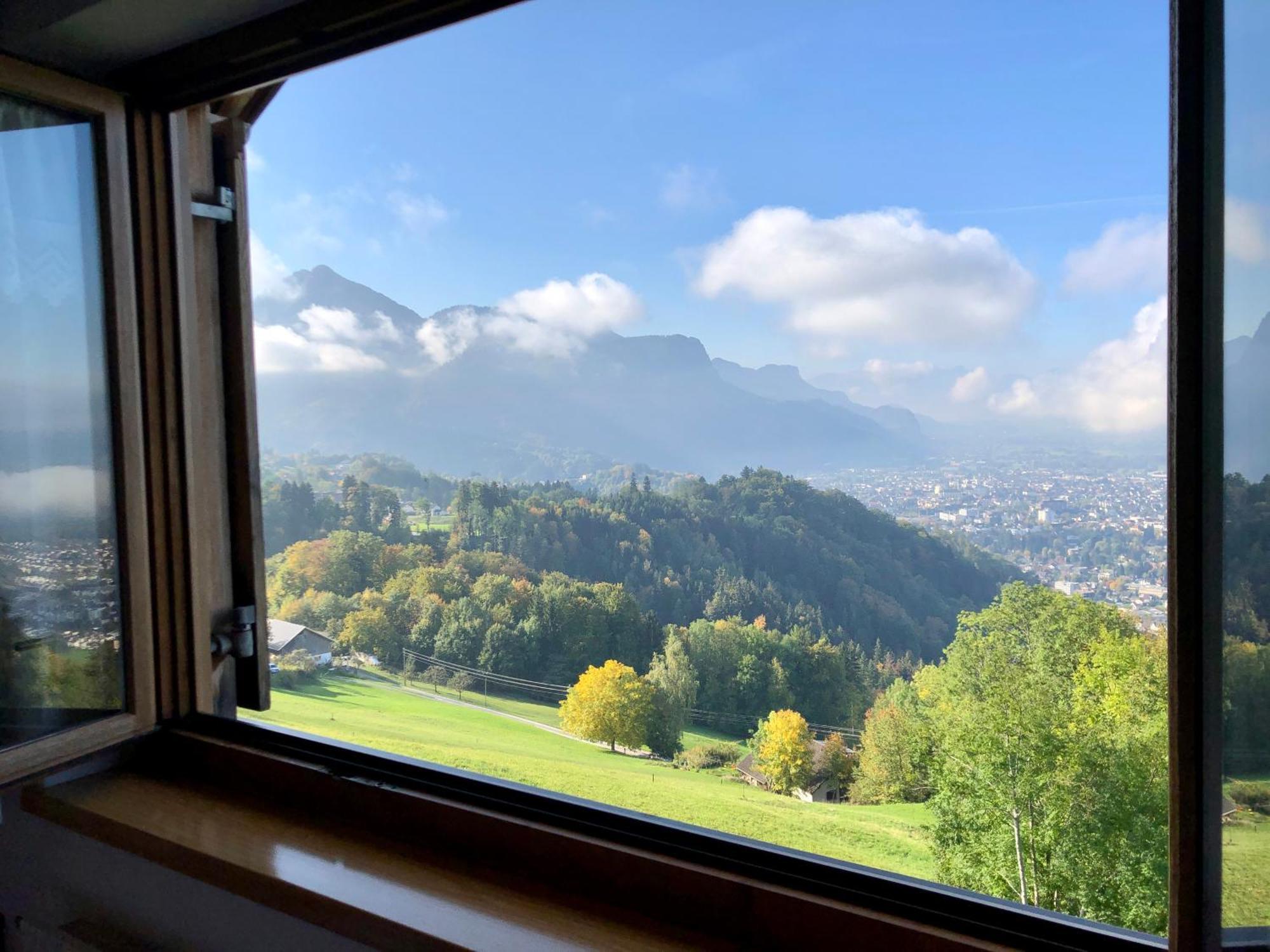 Hotel Dreilaenderblick Dornbirn Room photo